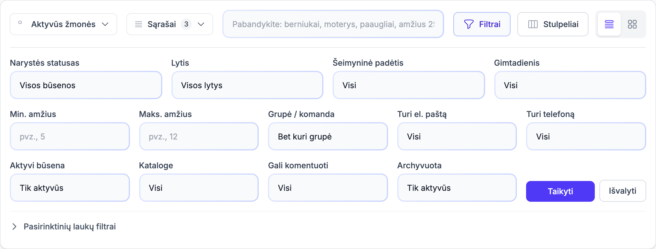 Išskleistas Filtrų meniu, rodantis narystės statuso, lyties, šeimyninės padėties ir gimtadienio meniu
